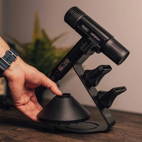 WAHL Vanquish® Supporto da Tavolo per Asciugacapelli e Accessori – Nero