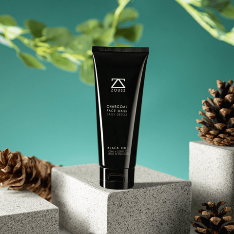 Zousz Black Oud Charcoal Detergente Viso